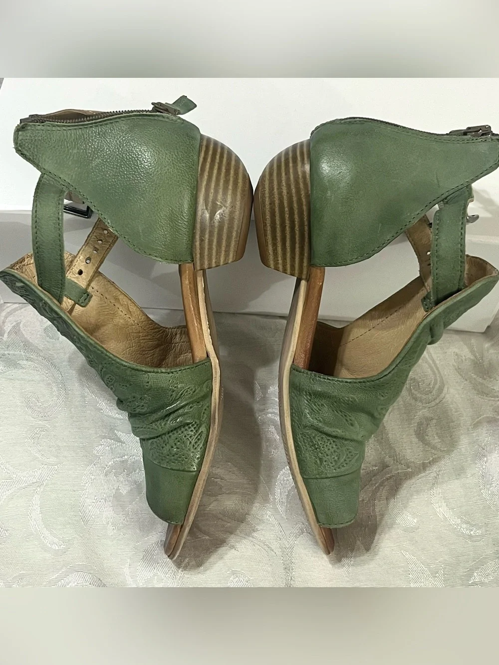 Miz Mooz Corra Leather Heeled Sandals Aloe Green EU 38 US 7.5-8 New No Box